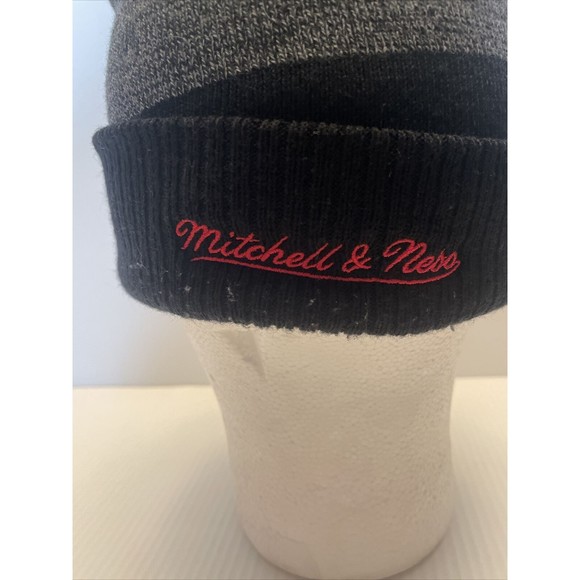 NBA Chicago Bulls knit beanie hat cap Mitchell & Ness basketball OSFM - Picture 3 of 7